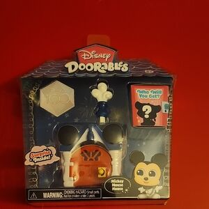 Disney Doorables Mickey Mouse Clubhouse Playset in Blue and Red